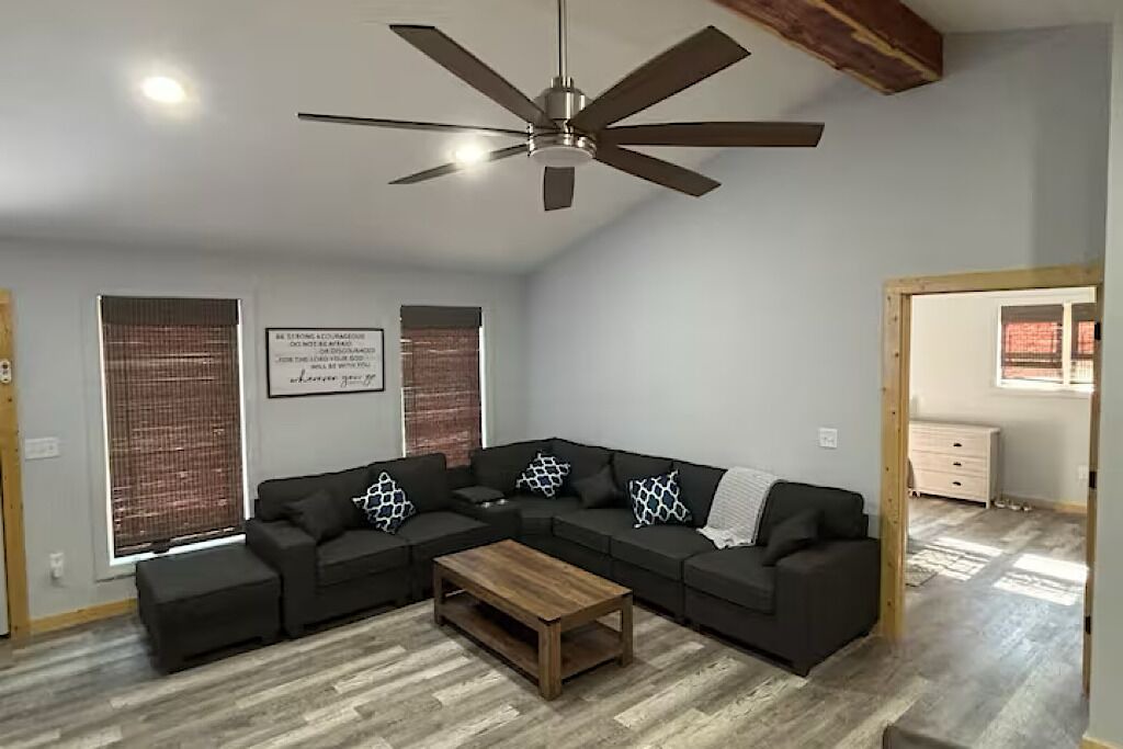 Photo of Livingroom in Eddyville