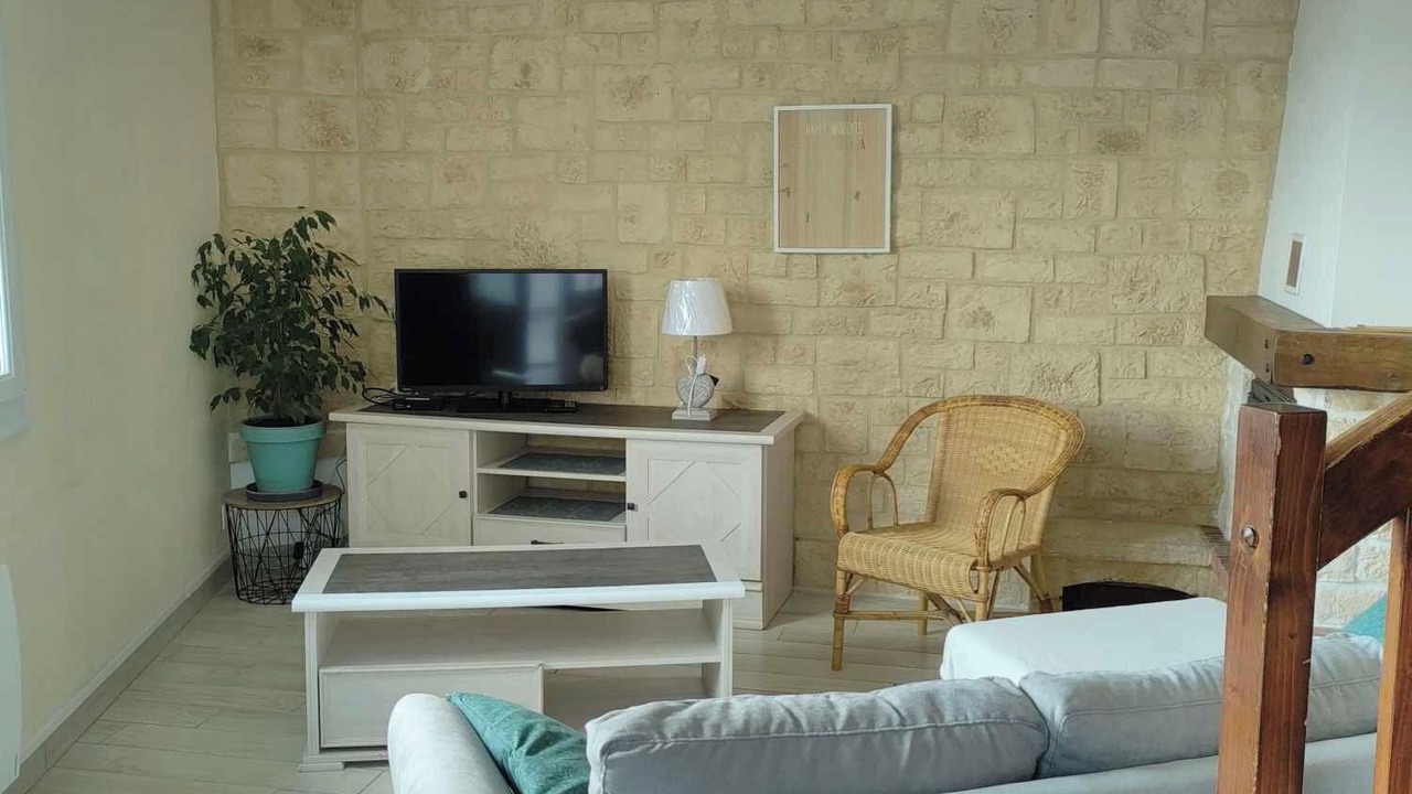 Photo of Livingroom in Savigny-en-Veron