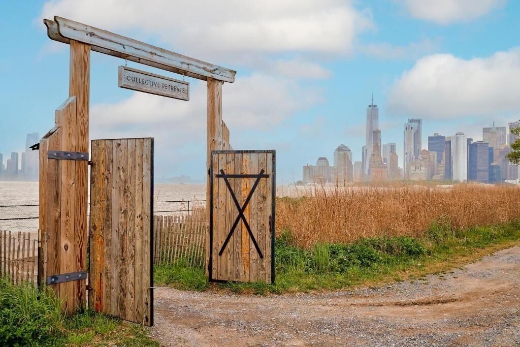 Photo of Others in Manhattan