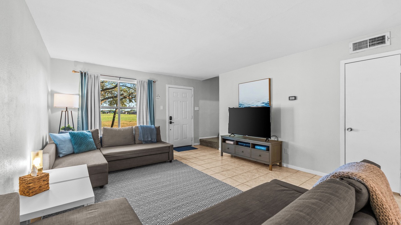 Photo of Bedroom in Bay Area