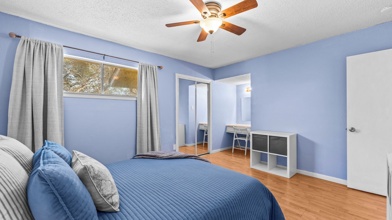 Photo of Bedroom in Bay Area