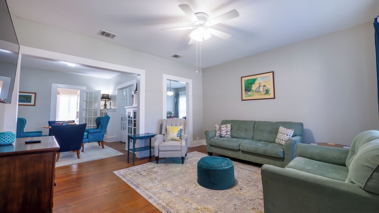 Photo of Livingroom in Denver Heights