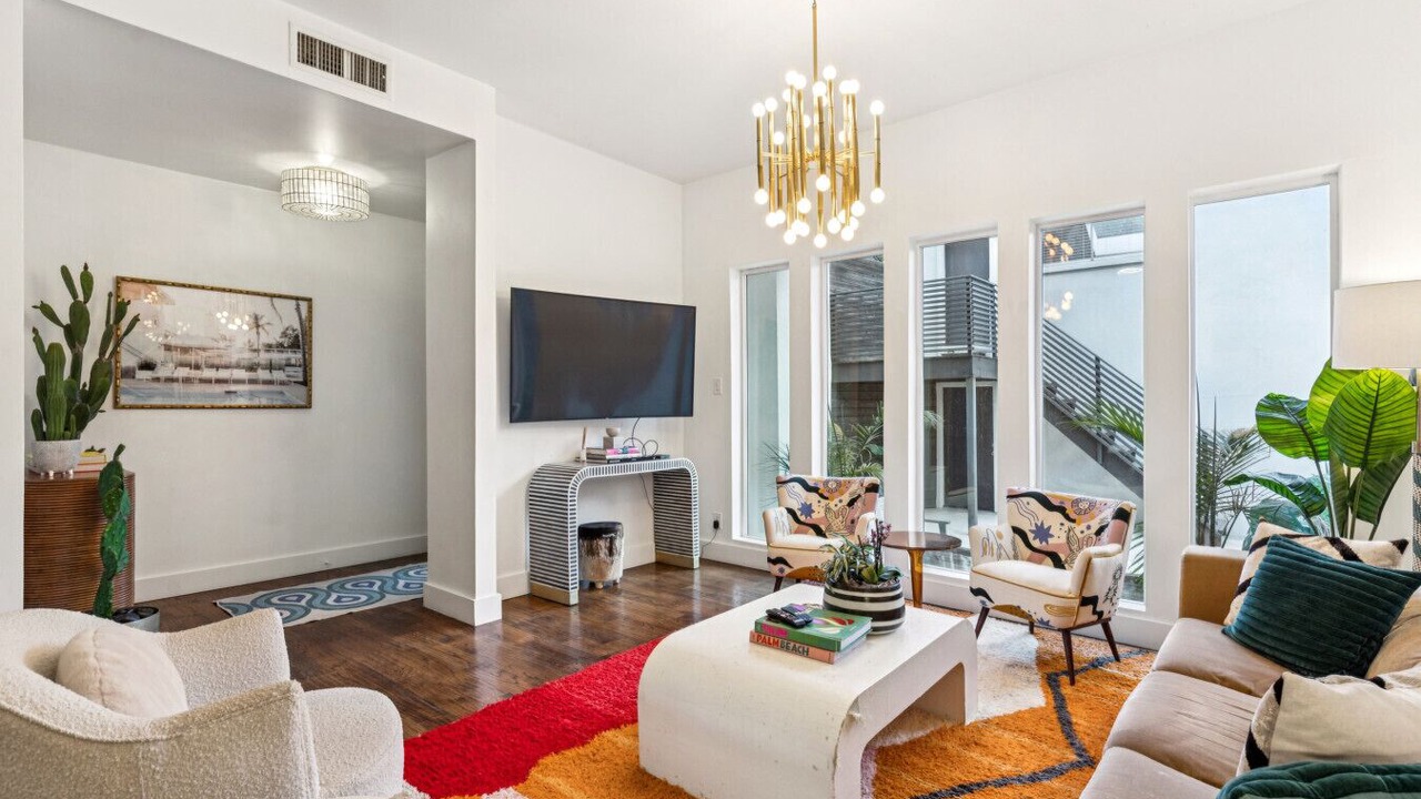 Photo of Livingroom in Oak Lawn