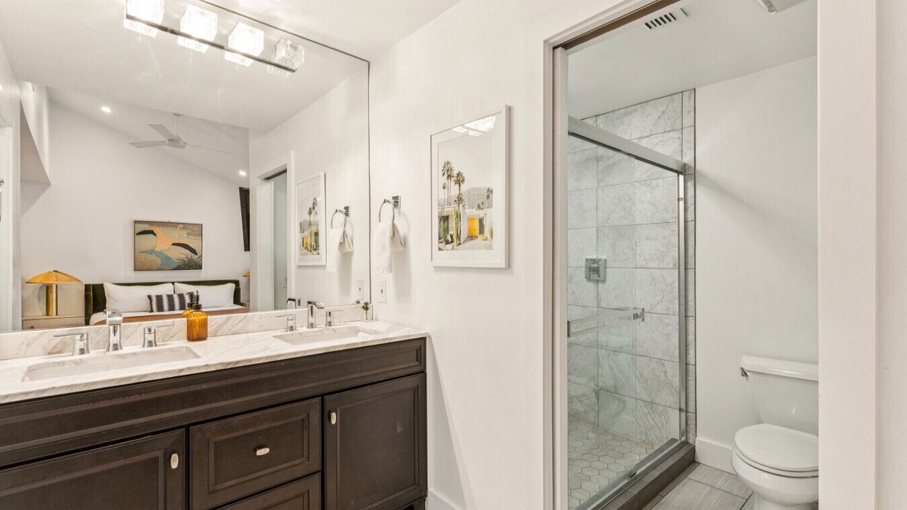 Photo of Bathroom in Oak Lawn