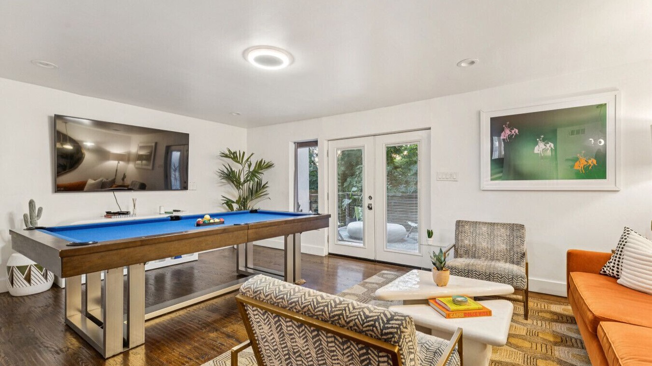 Photo of Livingroom in Oak Lawn