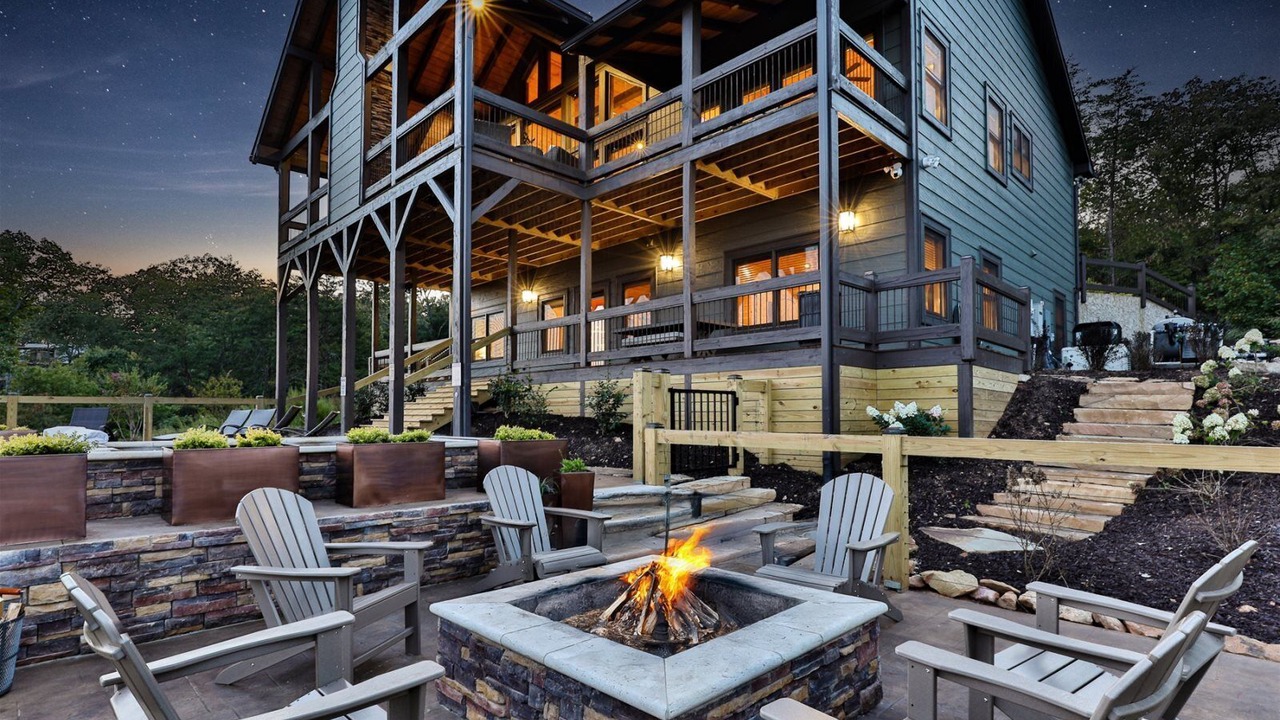 Photo of Others in Mineral Bluff