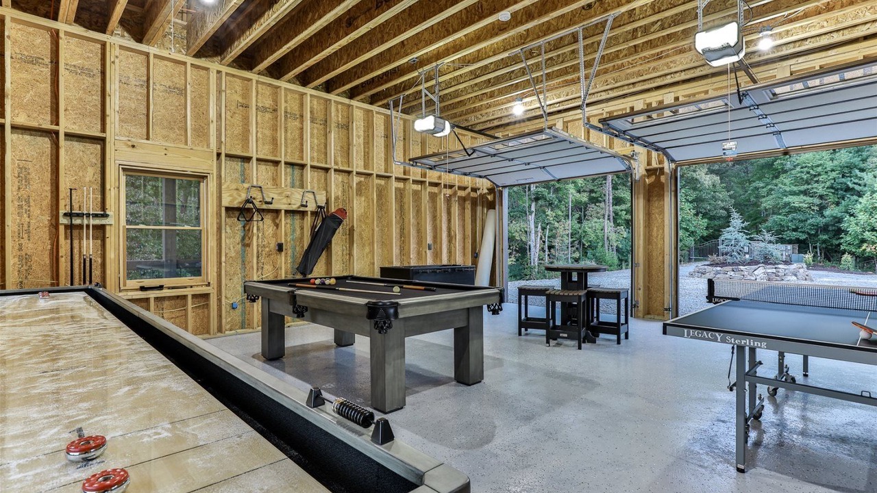 Photo of Bedroom in Mineral Bluff