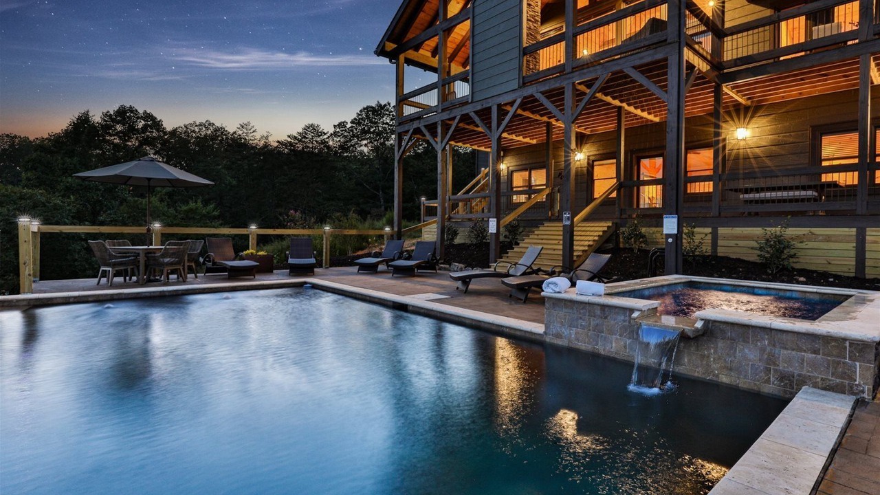 Photo of Outdoor in Mineral Bluff