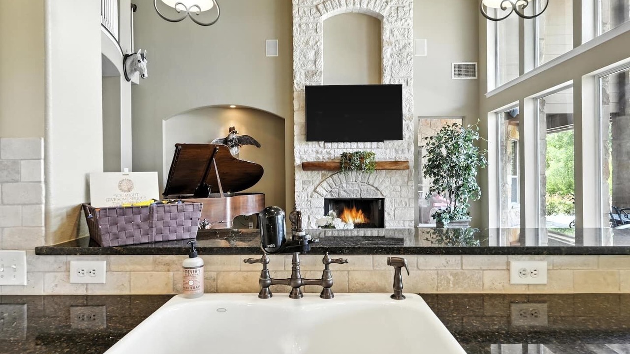Photo of Bedroom in Rocky Ridge