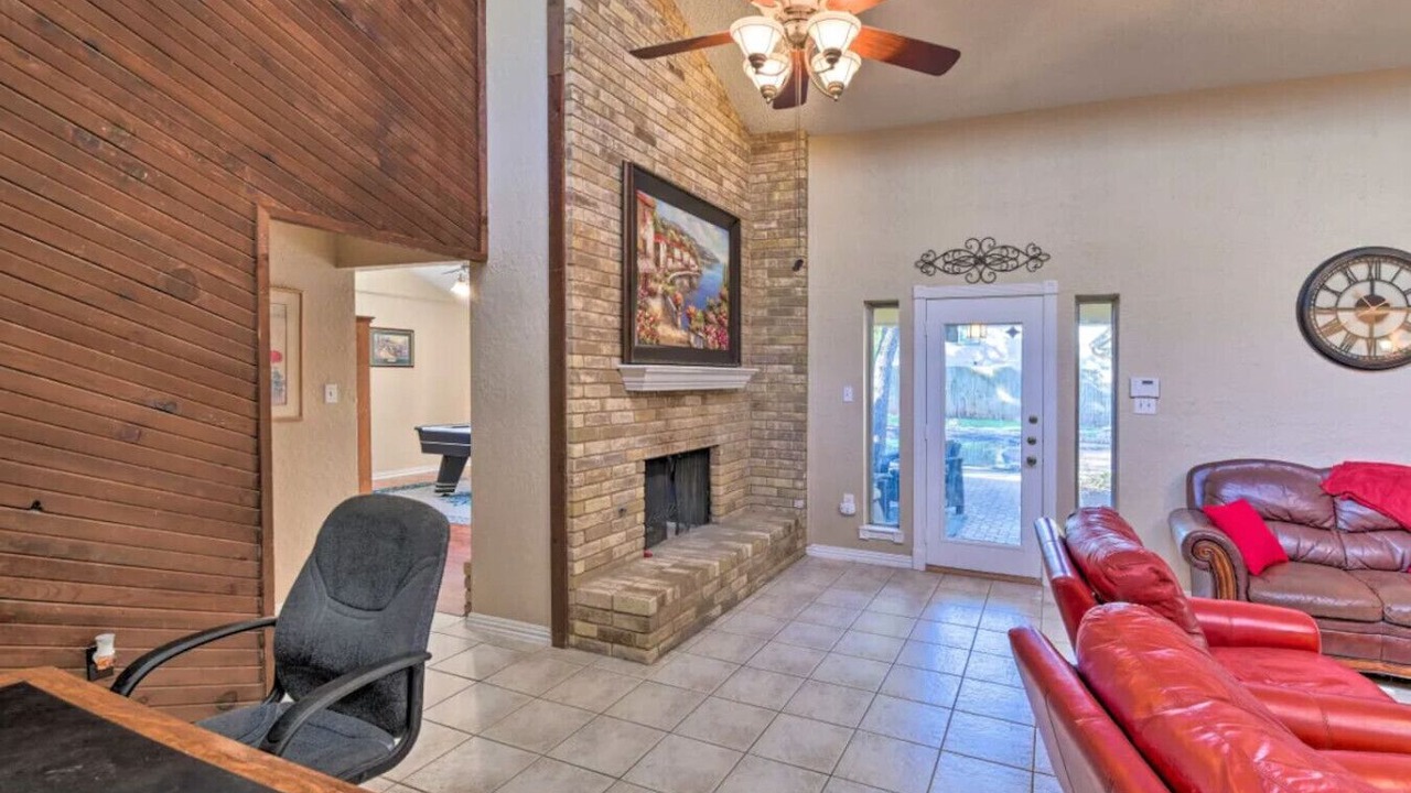 Photo of Livingroom in Bedford