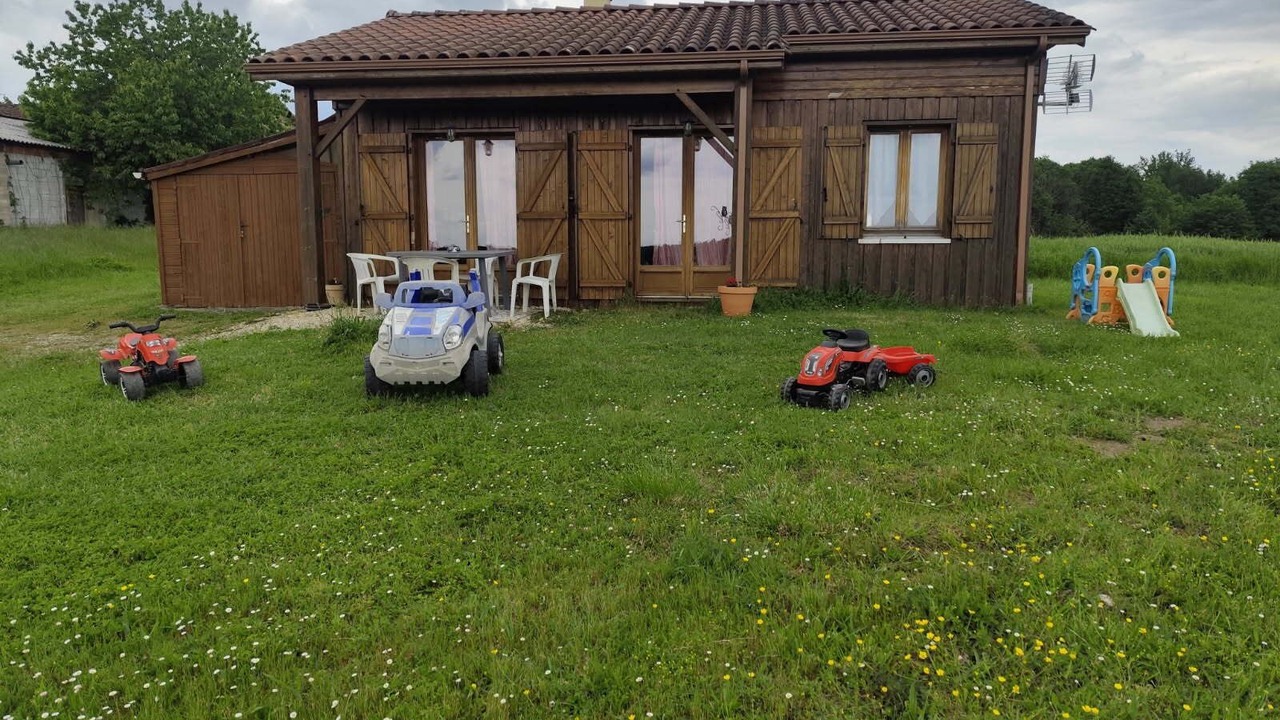 Photo of Outdoor in Saint-Front-d'Alemps