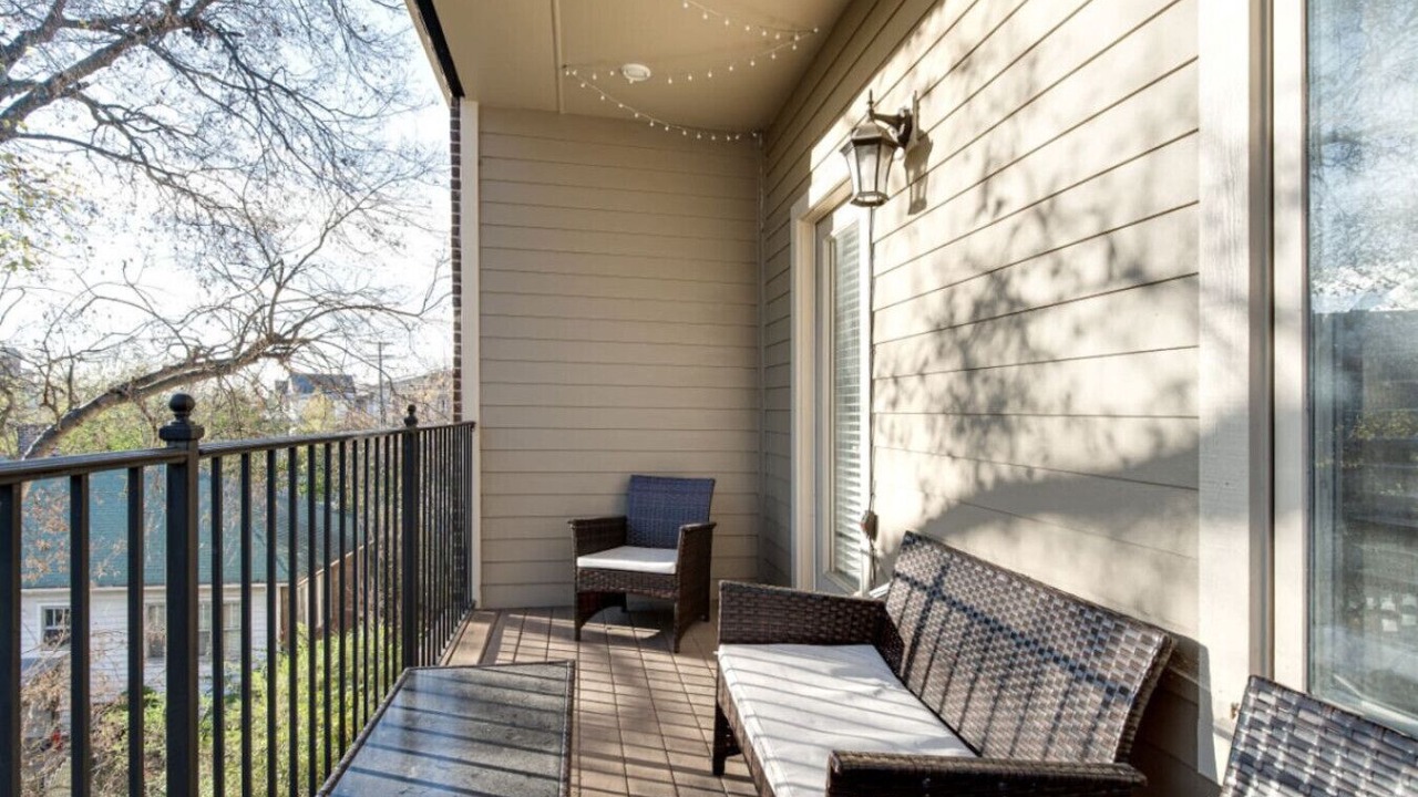 Photo of Patio Balcony in West End