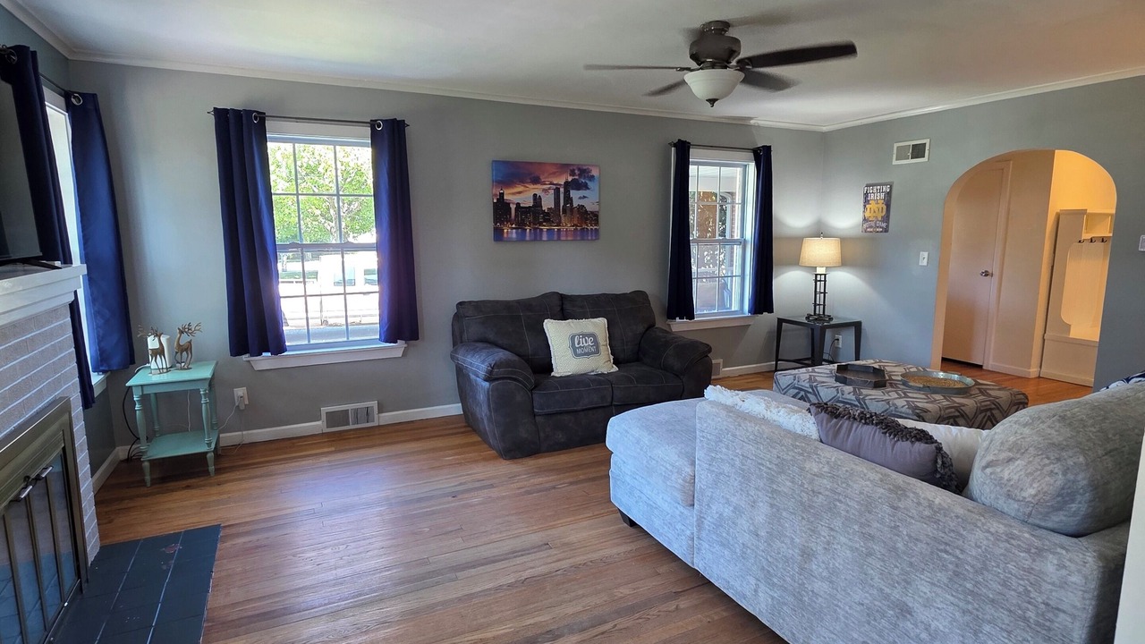 Photo of Livingroom in La Porte