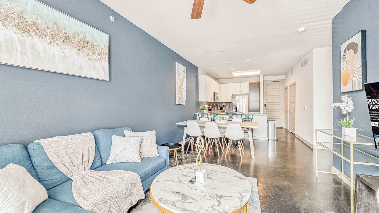 Photo of Livingroom in Uptown