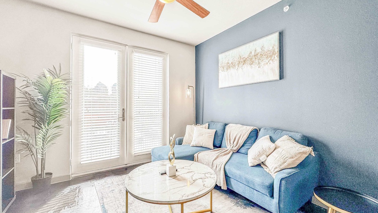 Photo of Livingroom in Uptown