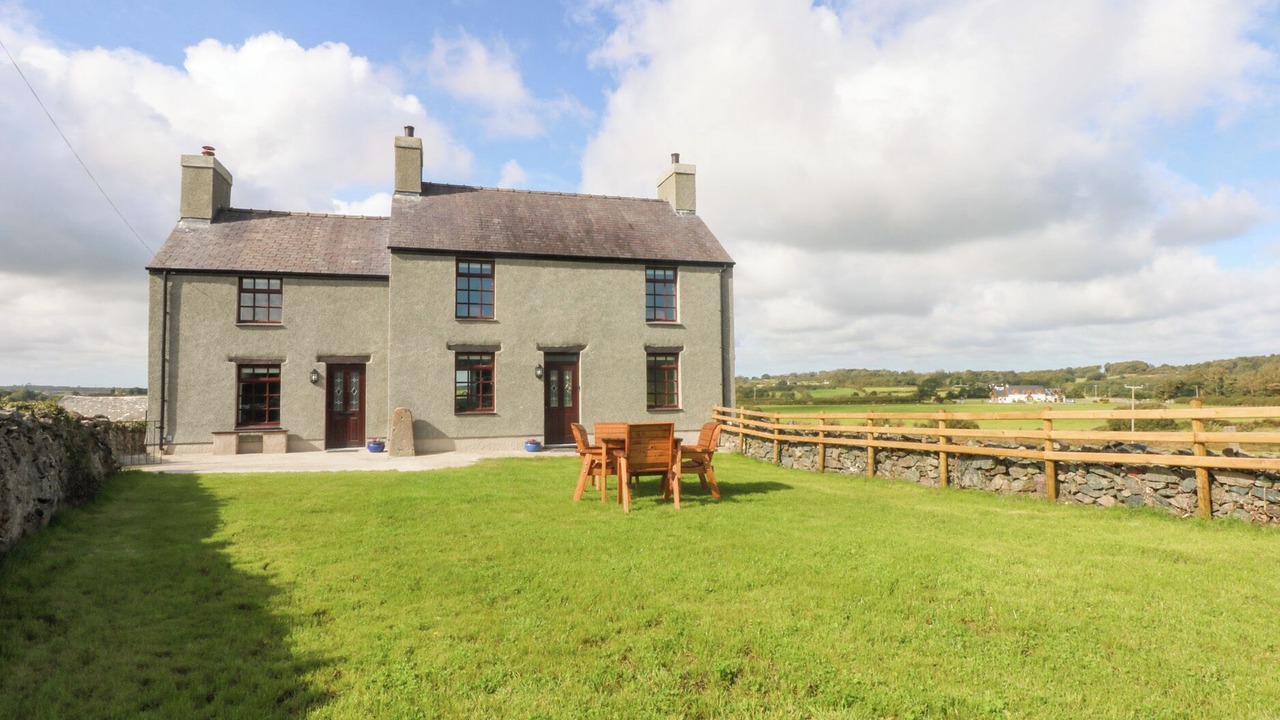 Photo of Outdoor in Menai Bridge