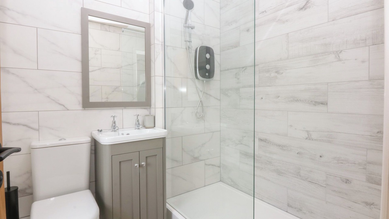 Photo of Bathroom in Menai Bridge