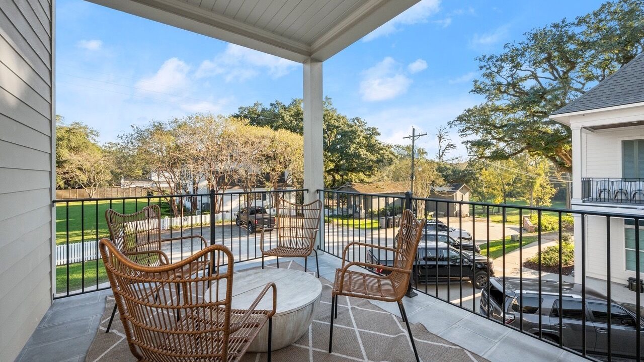 Photo of Patio Balcony in Highlands - Perkins