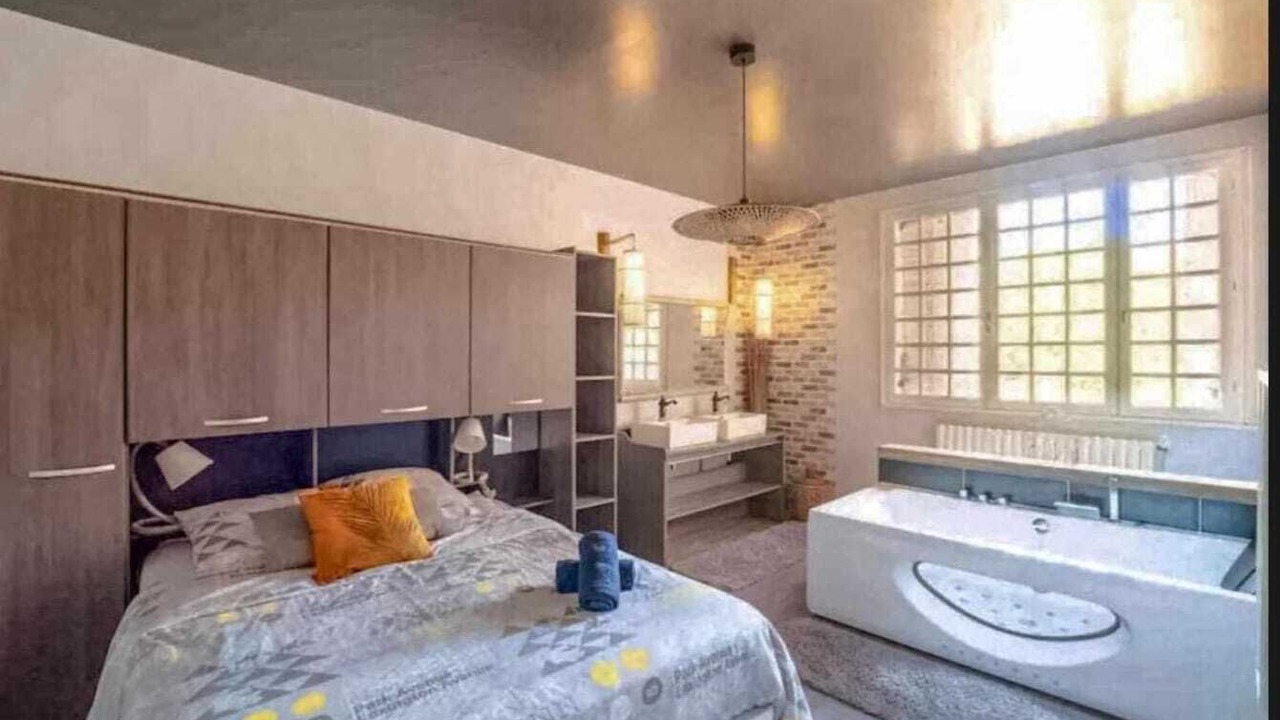 Photo of Bedroom in Feugarolles