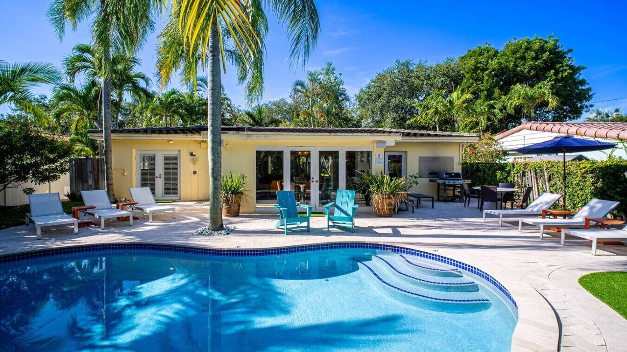 Photo of Outdoor in Poinsettia Heights
