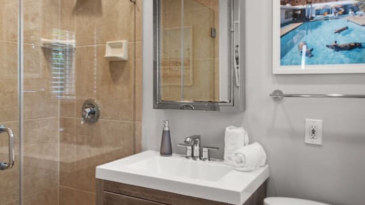Photo of Bathroom in Poinsettia Heights