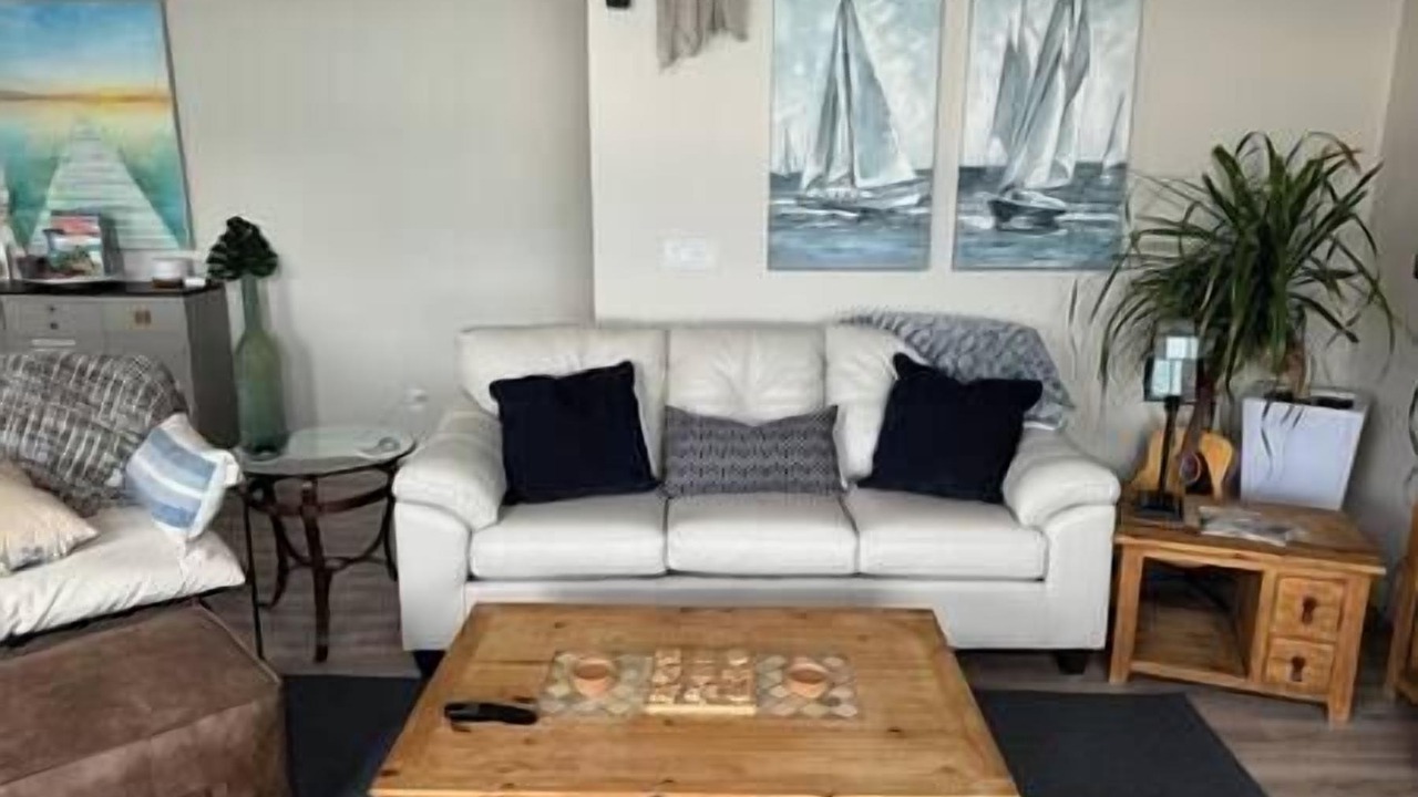 Photo of Livingroom in Gimli