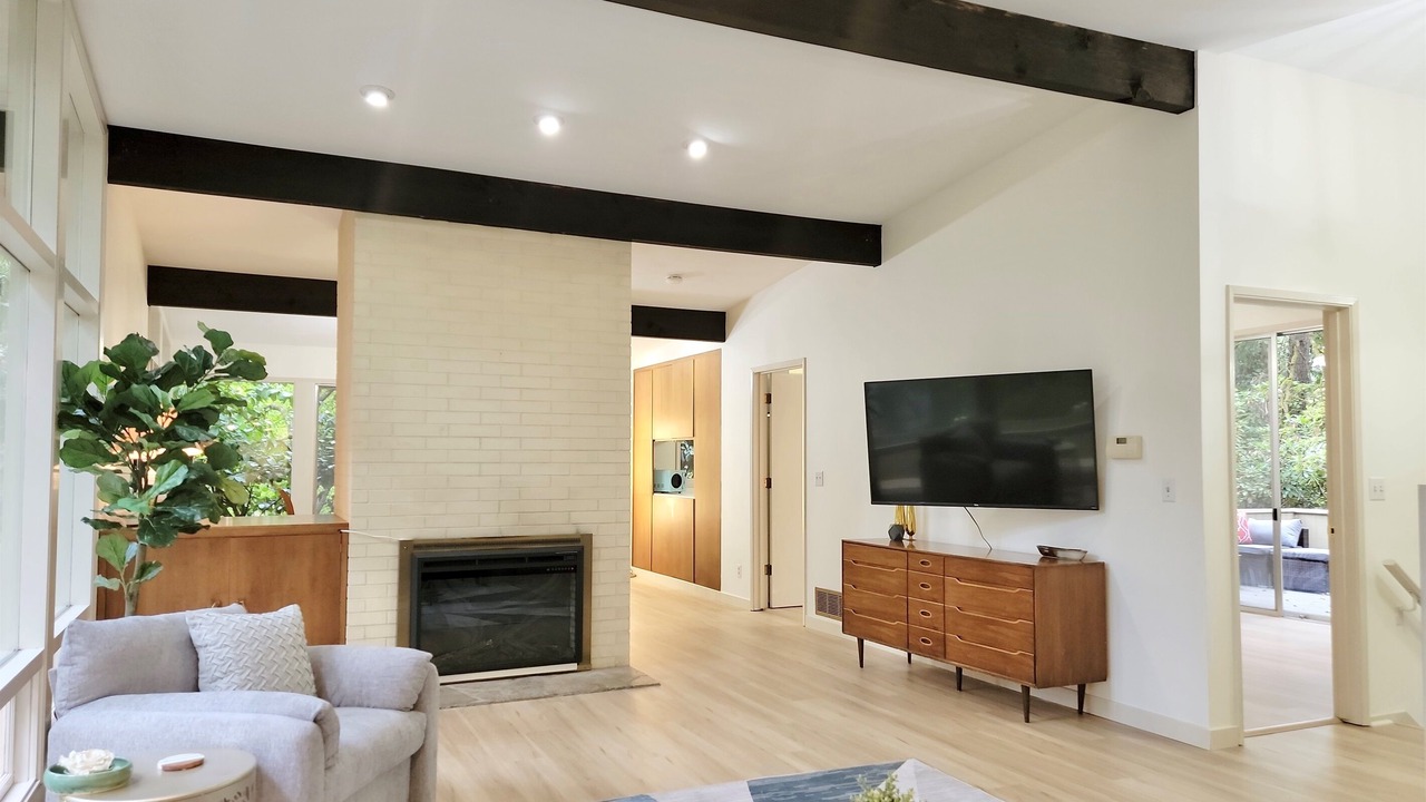 Photo of Livingroom in Corvallis