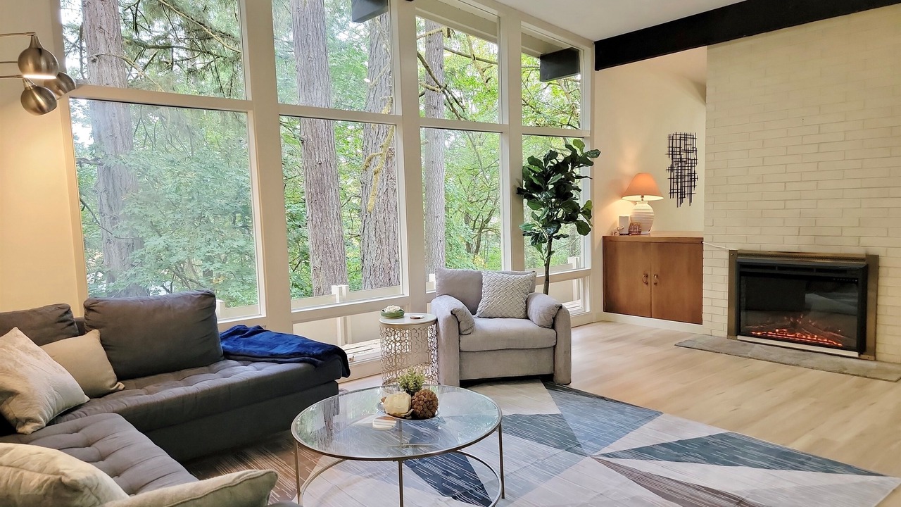 Photo of Livingroom in Corvallis