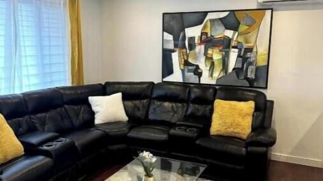 Photo of Livingroom in Chateauguay