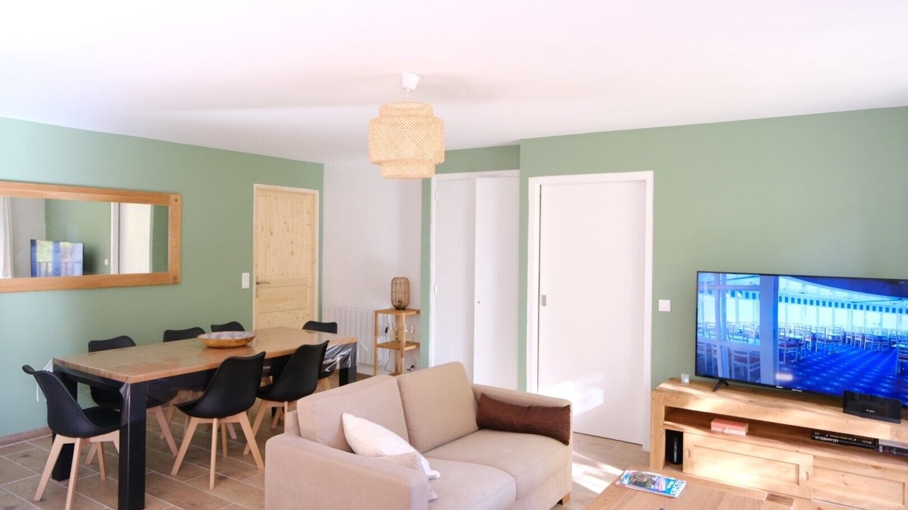 Photo of Livingroom in Err