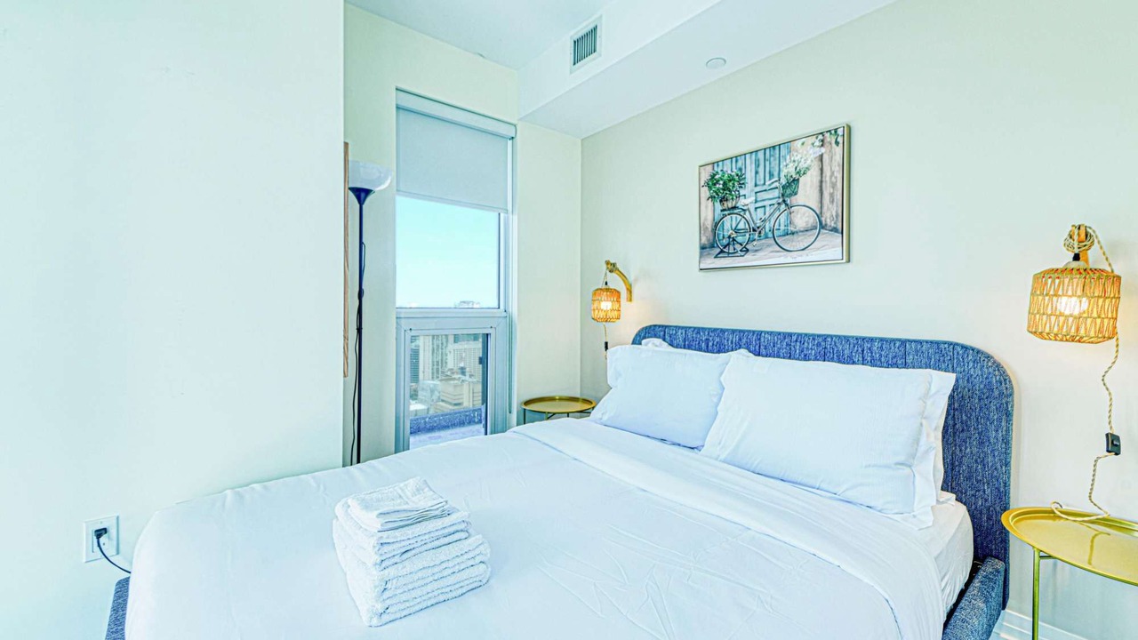 Photo of Bedroom in Garden District