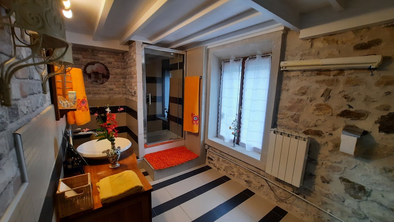 Photo of Bathroom in Hautevesnes