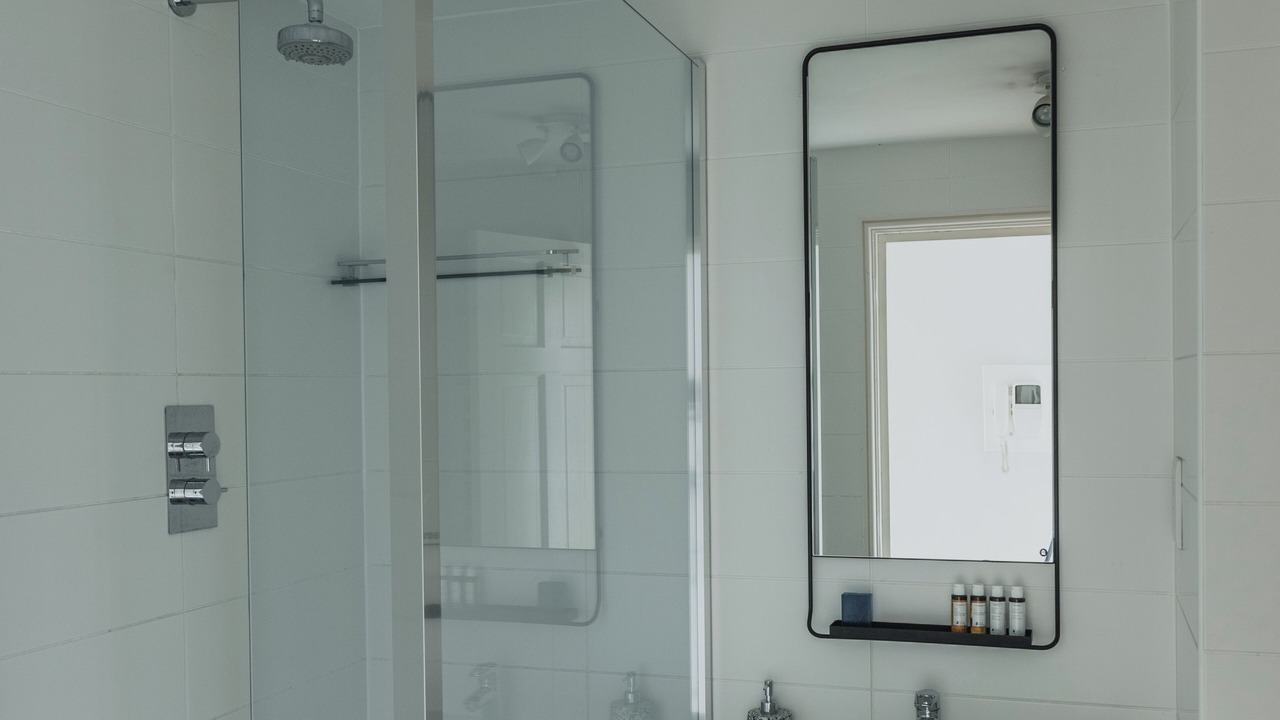 Photo of Bathroom in Wapping