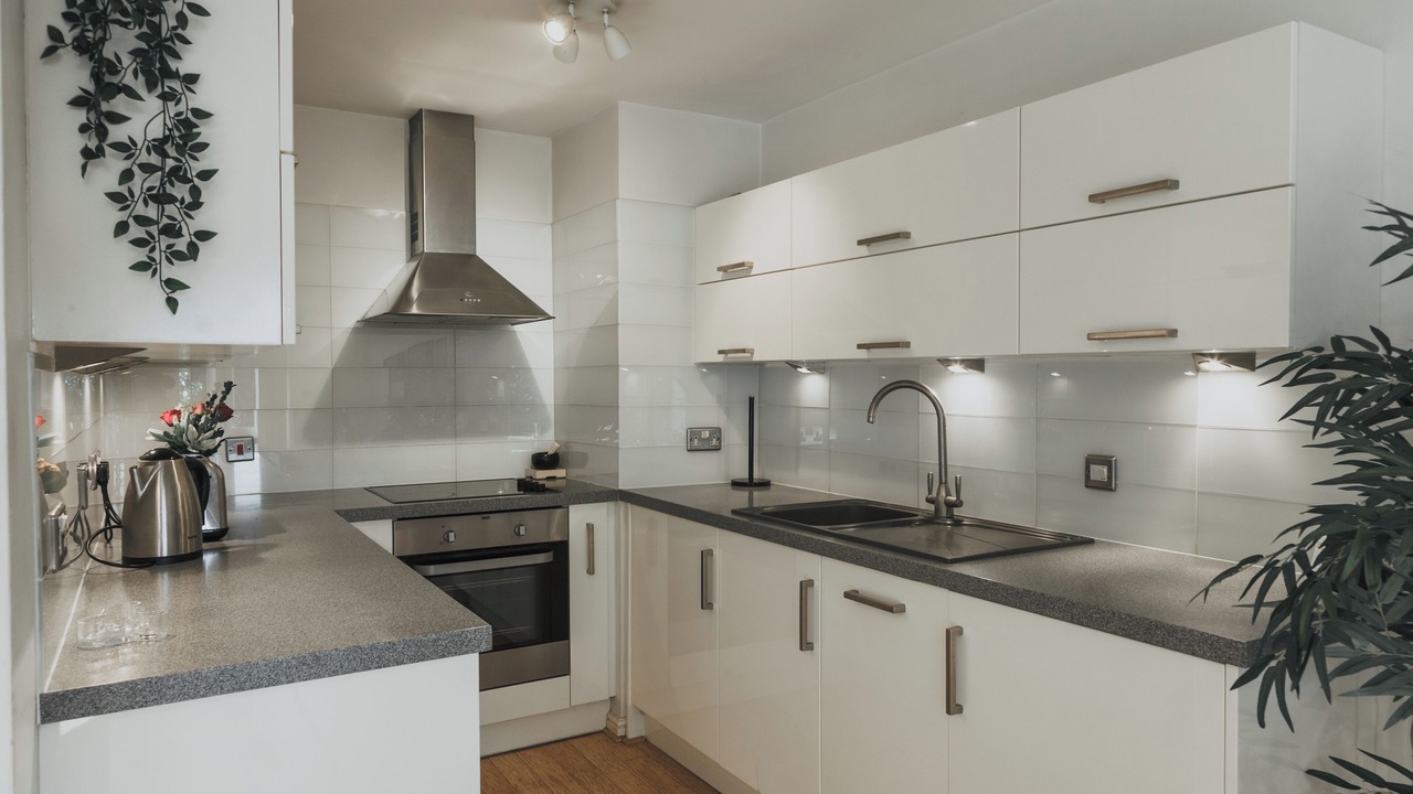 Photo of Others in Wapping