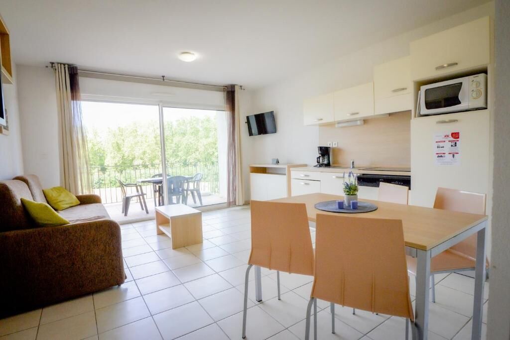 Photo of Bedroom in Azille