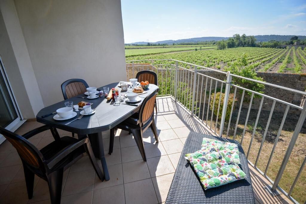 Photo of Patio Balcony in Azille