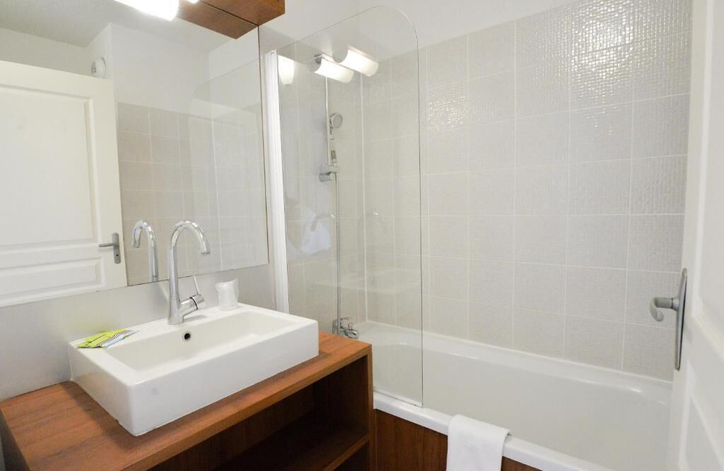 Photo of Bathroom in Azille