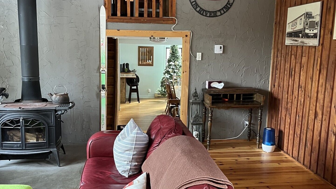Photo of Livingroom in Mont Ste. Marie