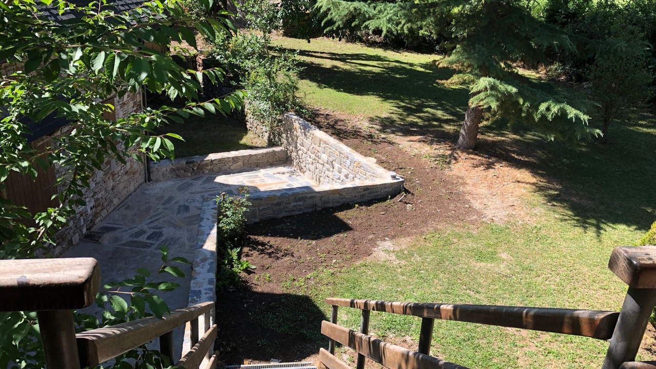 Photo of Outdoor in Arties