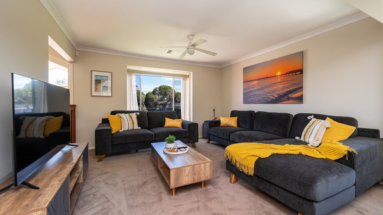 Photo of Livingroom in Capel Sound