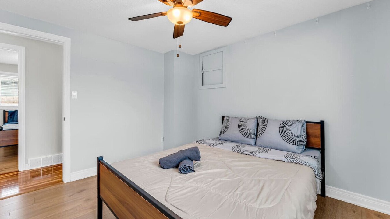 Photo of Bedroom in Thorold