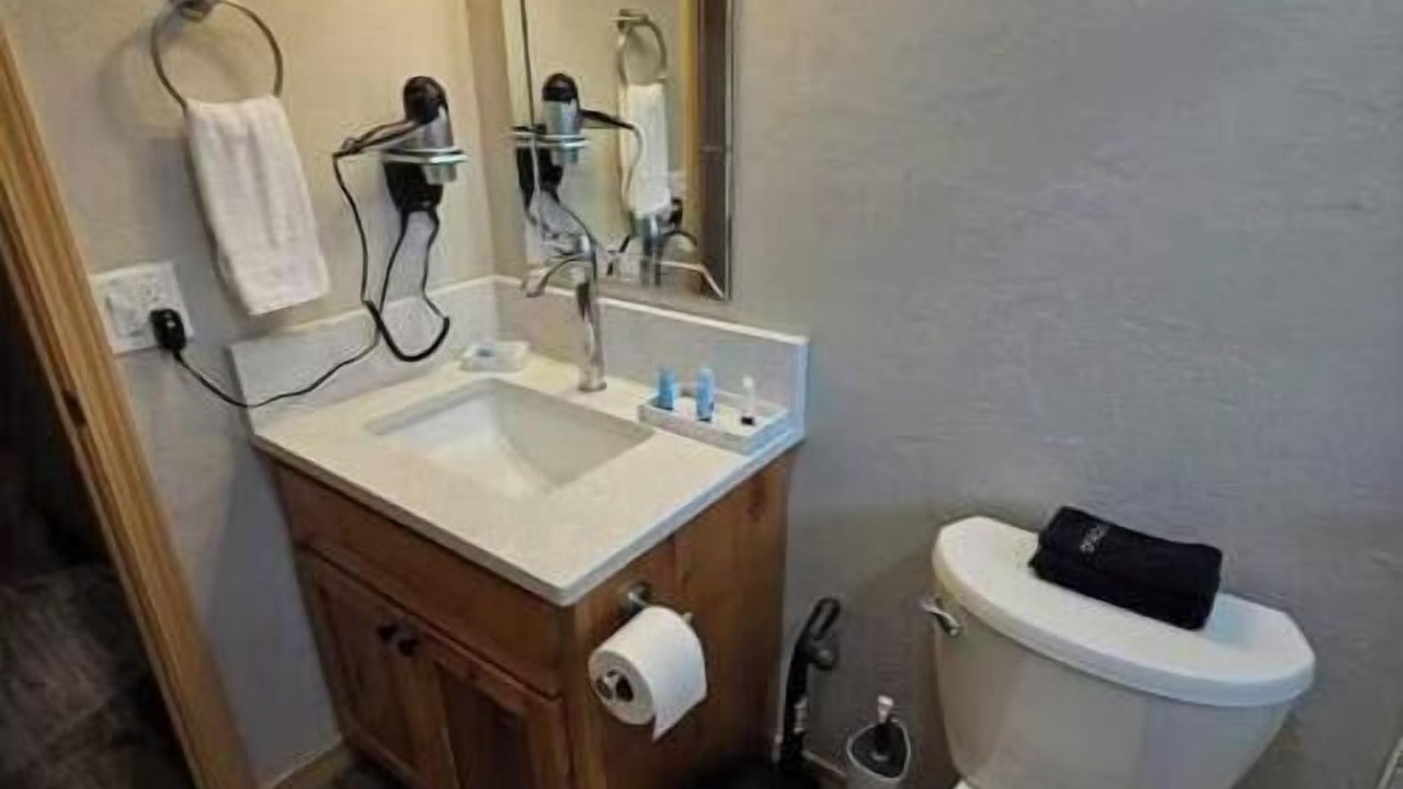 Photo of Bathroom in Enid