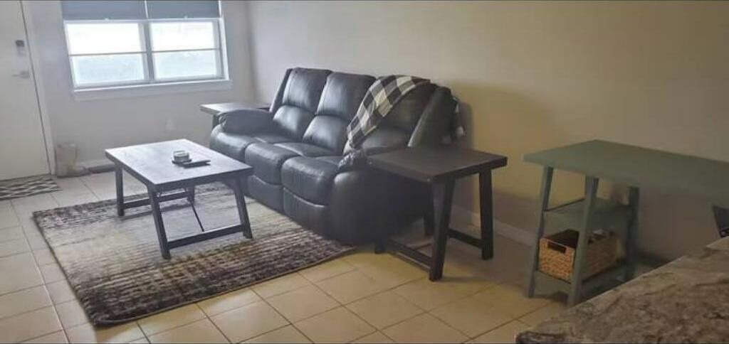 Photo of Livingroom in Enid
