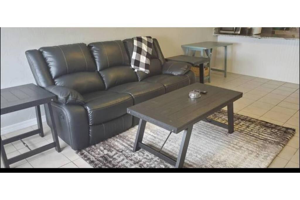 Photo of Livingroom in Enid