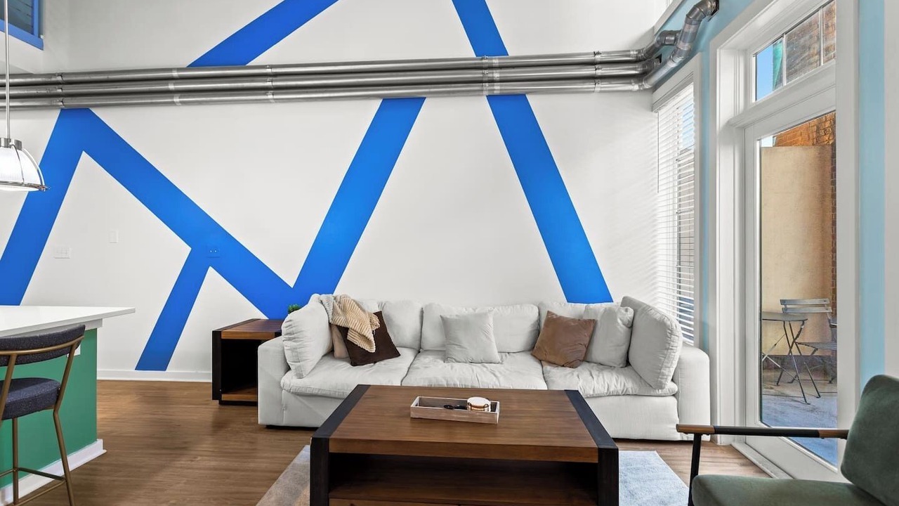 Photo of Livingroom in Atlantic Station Area
