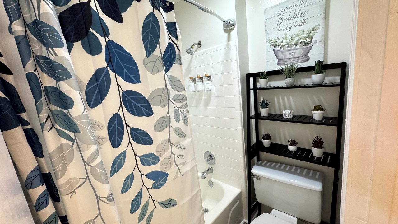 Photo of Bathroom in Gunter Afs