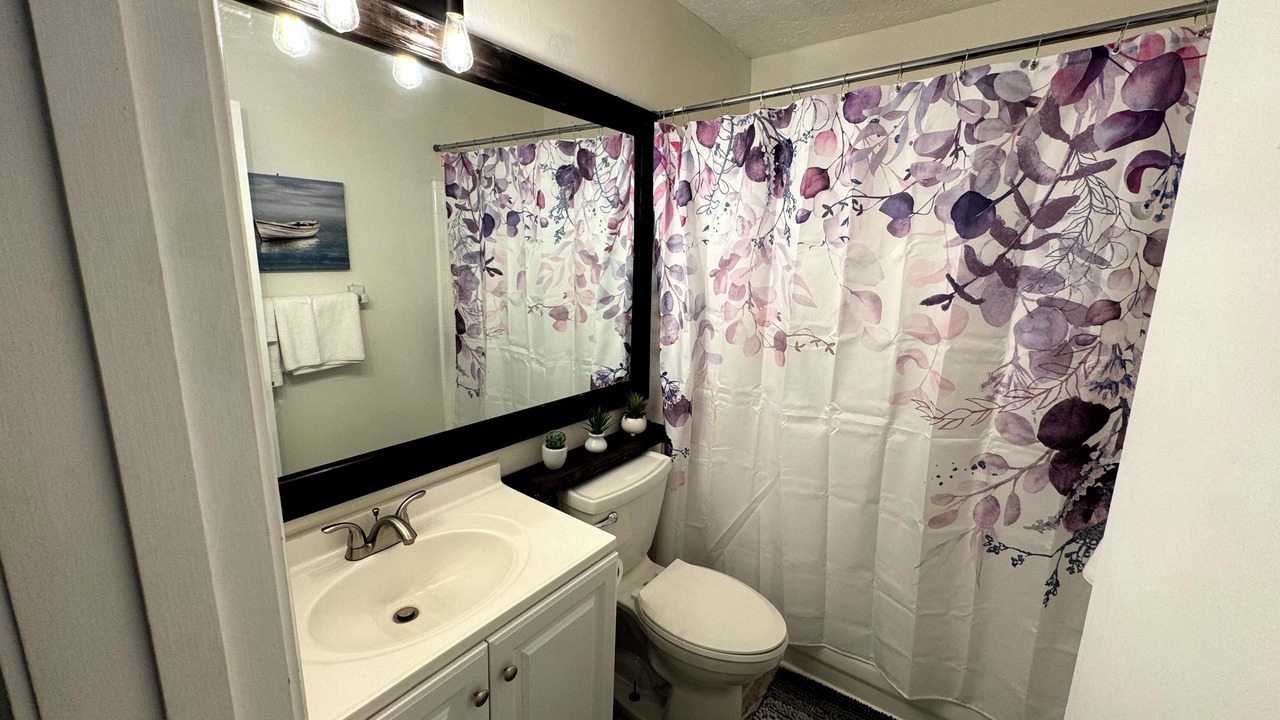 Photo of Bathroom in Gunter Afs