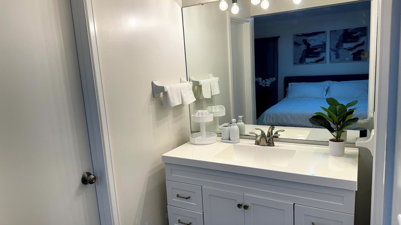 Photo of Bathroom in Gunter Afs