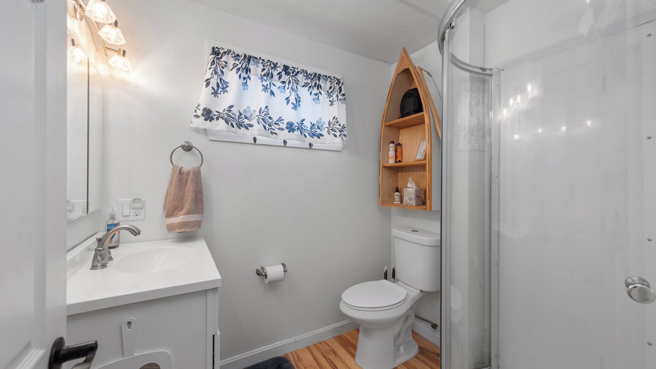 Photo of Bathroom in Laconia