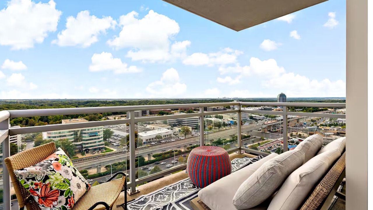 Photo of Patio Balcony in McLean